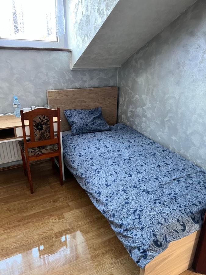 Hostel Homies Inn Celiny  Ngoại thất bức ảnh